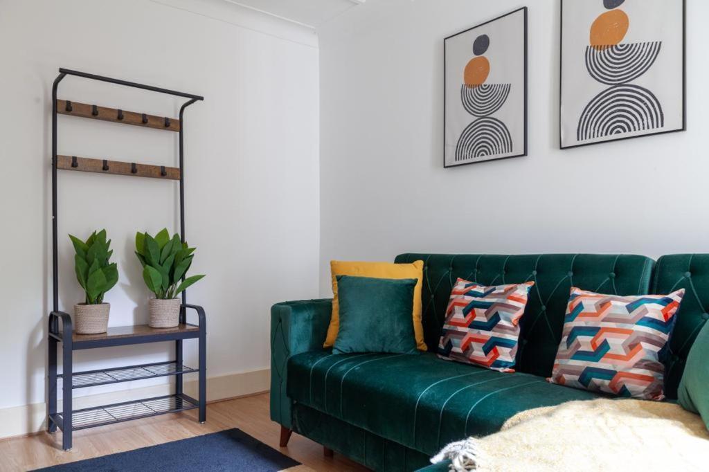 One Bedroom Flat In The Heart Of Brixton London Exteriör bild