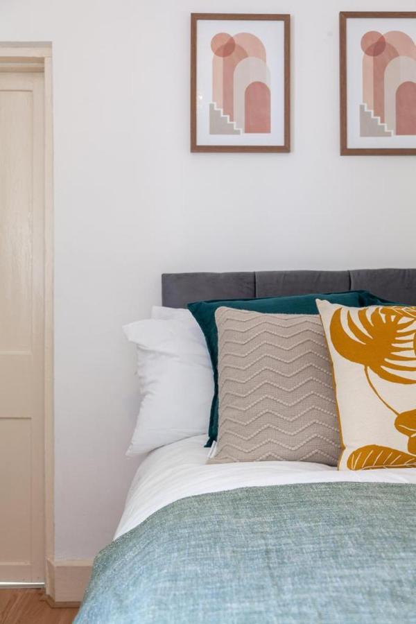 One Bedroom Flat In The Heart Of Brixton London Exteriör bild