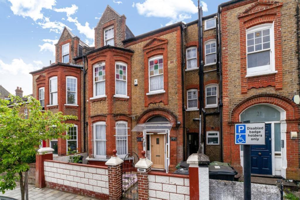 One Bedroom Flat In The Heart Of Brixton London Exteriör bild